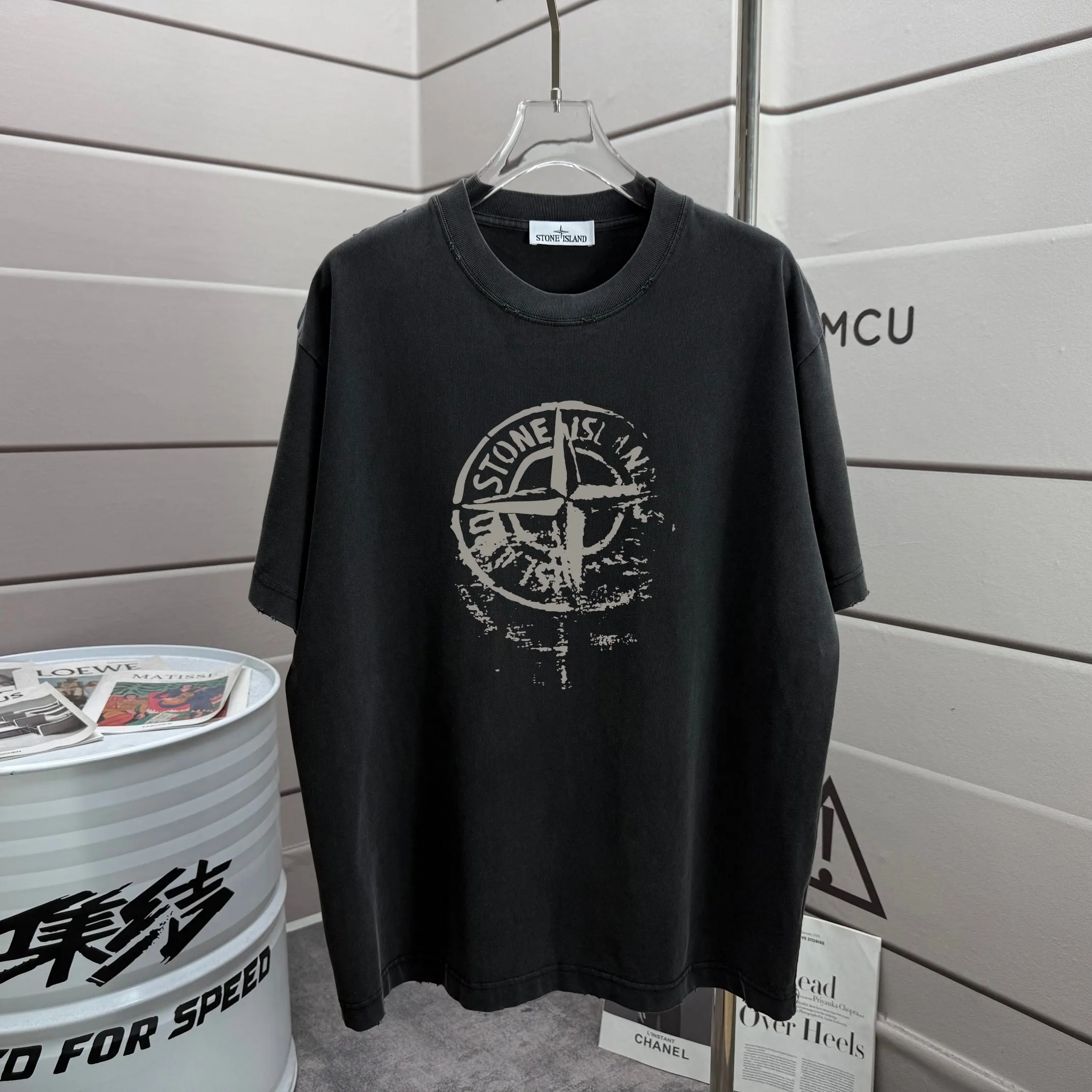 P160 Ston* islan* 石*岛 2025 autumn and winter new style Washed and worn 320g round neck short-sleeved tee Unisex loose version Color: Washed black Washed white Washed gray Brown Size: S M L XL XXL Size: S (90-130 pounds) M (120-150 pounds) L (140-165 pounds) (160-180 catties) XXL (180-210 catties)